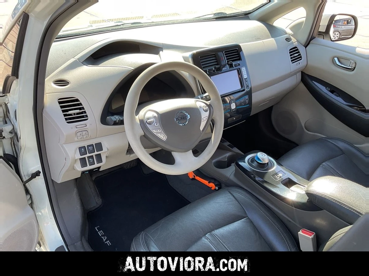 Nissan Leaf , снимка 3 - Автомобили и джипове - 55335266