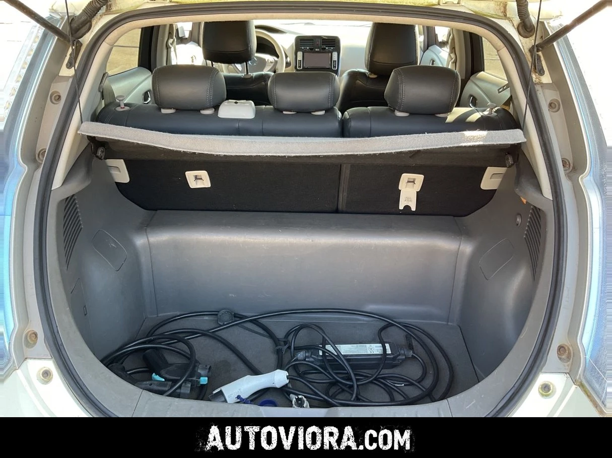 Nissan Leaf , снимка 7 - Автомобили и джипове - 55335266