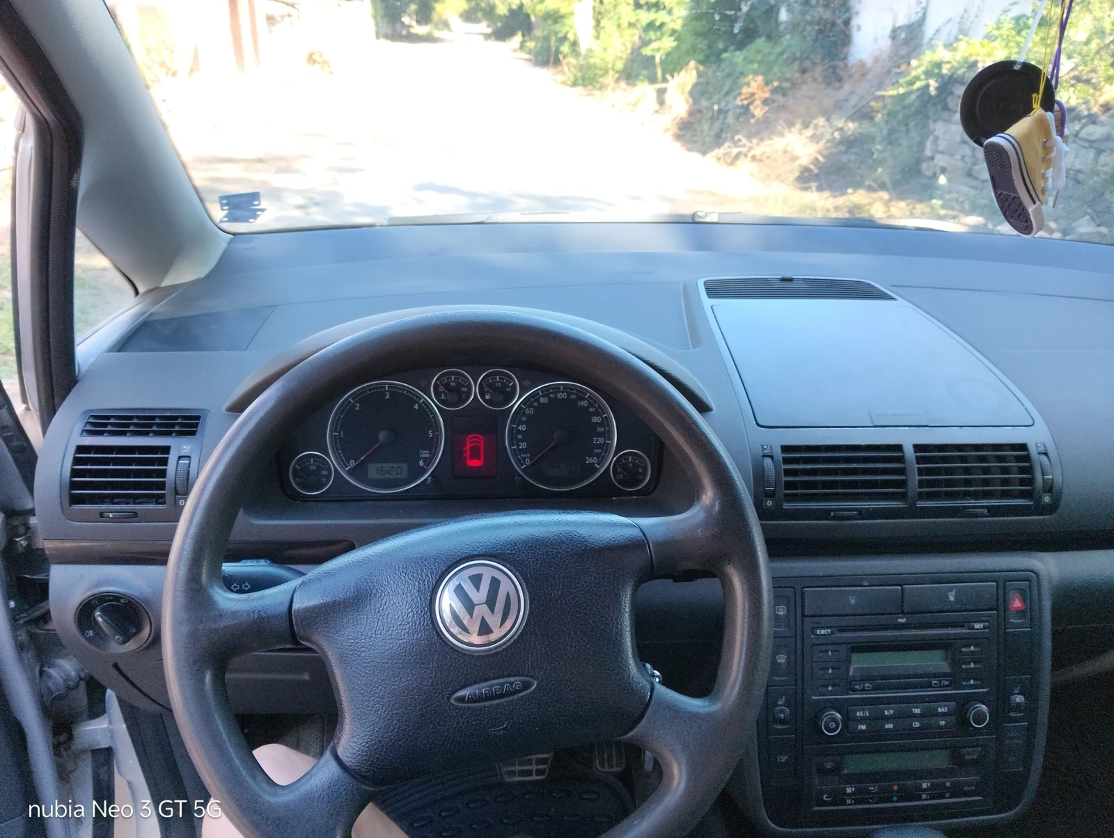 VW Sharan, снимка 7 - Автомобили и джипове - 55681257