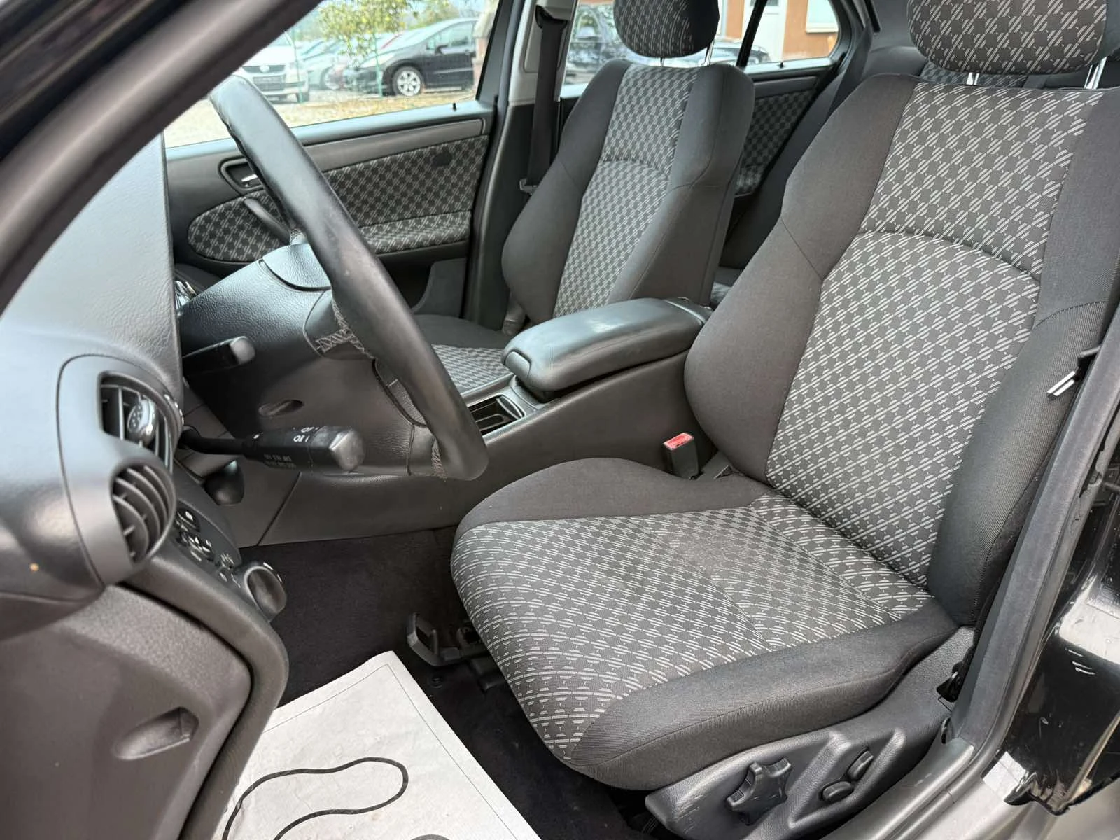 Mercedes-Benz C 220 CDI AVANGARDE , снимка 10 - Автомобили и джипове - 55885967