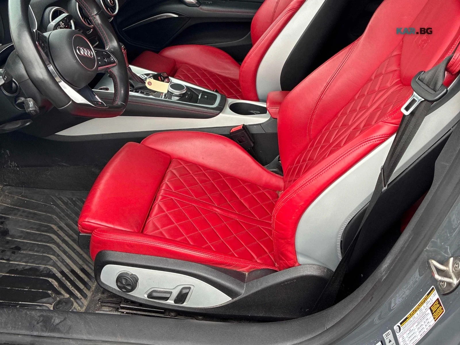 Audi Tt * АвтоКредит* (ЦЕНА ДО БГ)* , снимка 8 - Автомобили и джипове - 55930145