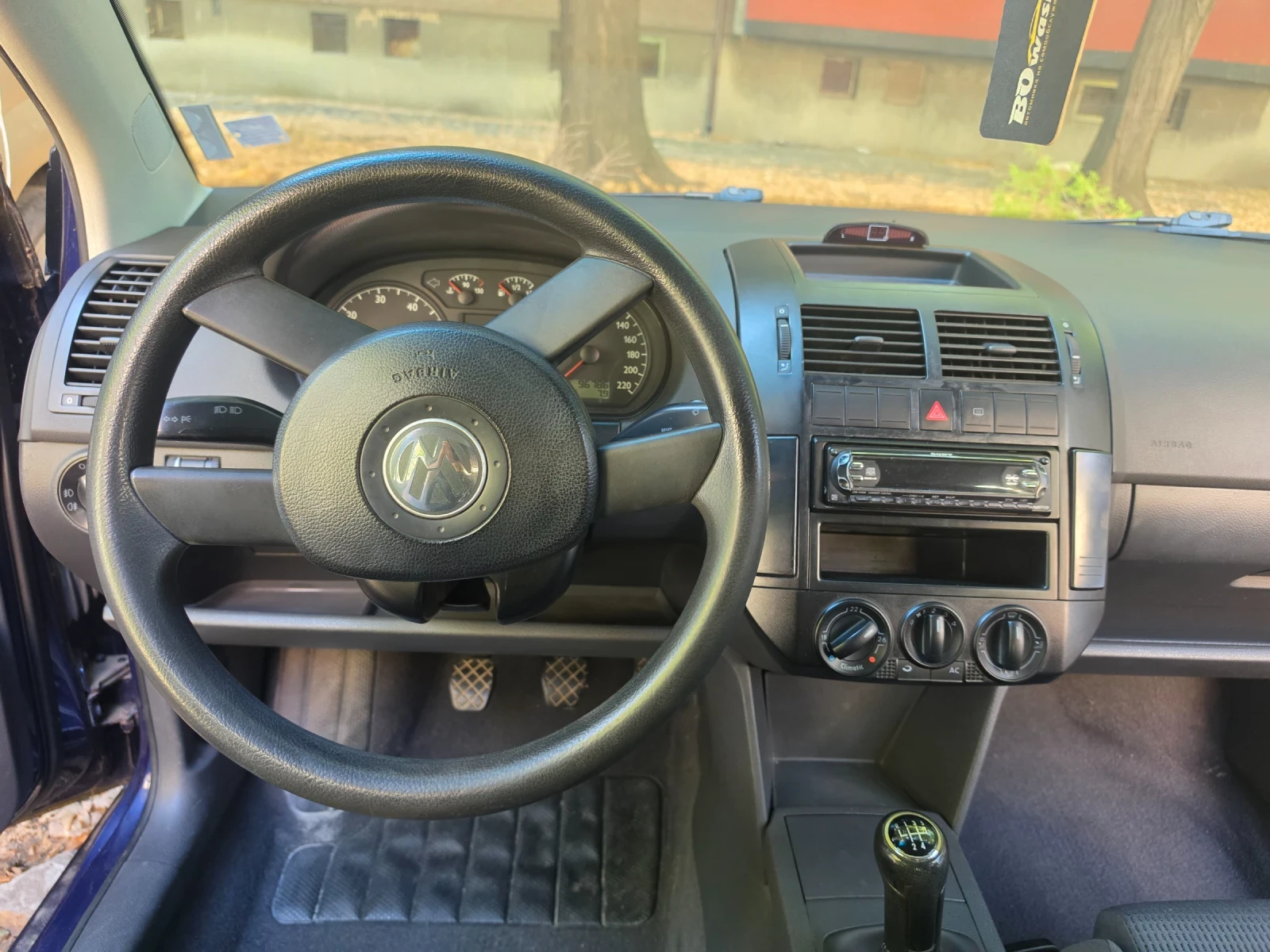VW Polo, снимка 8 - Автомобили и джипове - 55961995