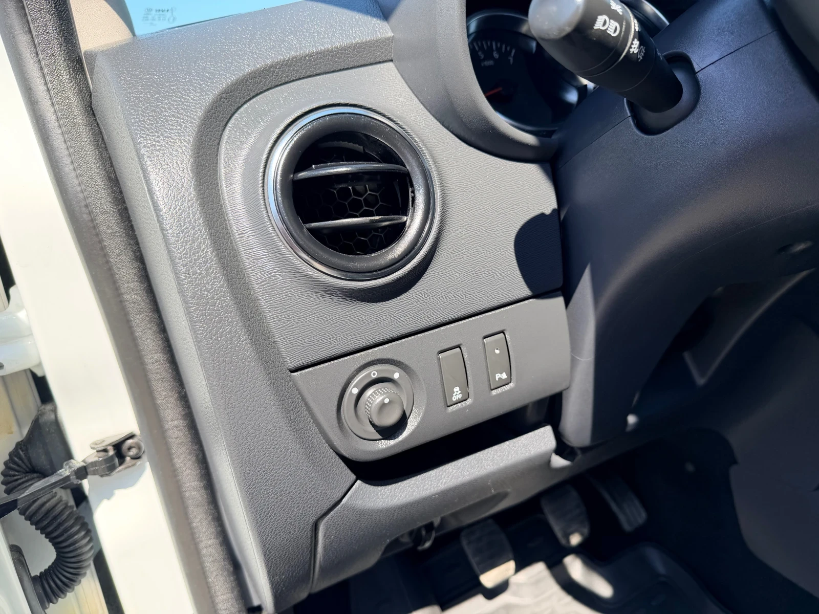 Dacia Dokker 1.5dci STEPWAY, снимка 14 - Автомобили и джипове - 56022590