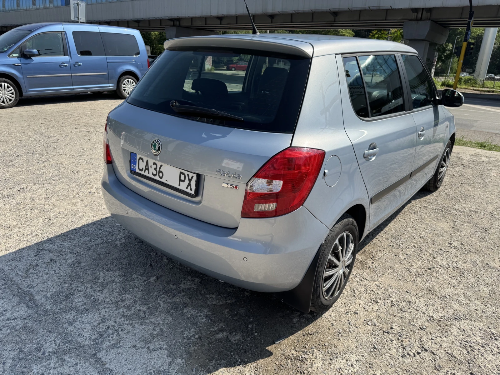 Skoda Fabia, снимка 5 - Автомобили и джипове - 56060975