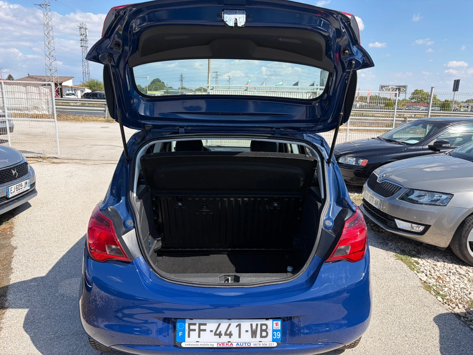Opel Corsa 1.4 Top condition , снимка 12 - Автомобили и джипове - 56102605