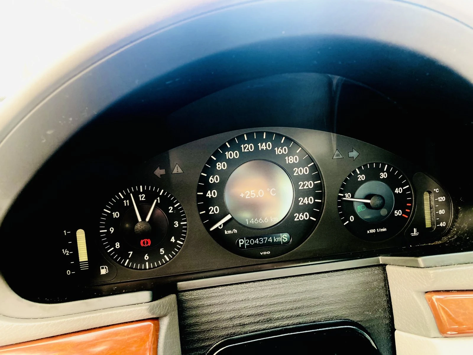 Mercedes-Benz E 220 CDI EVO, снимка 9 - Автомобили и джипове - 56248098