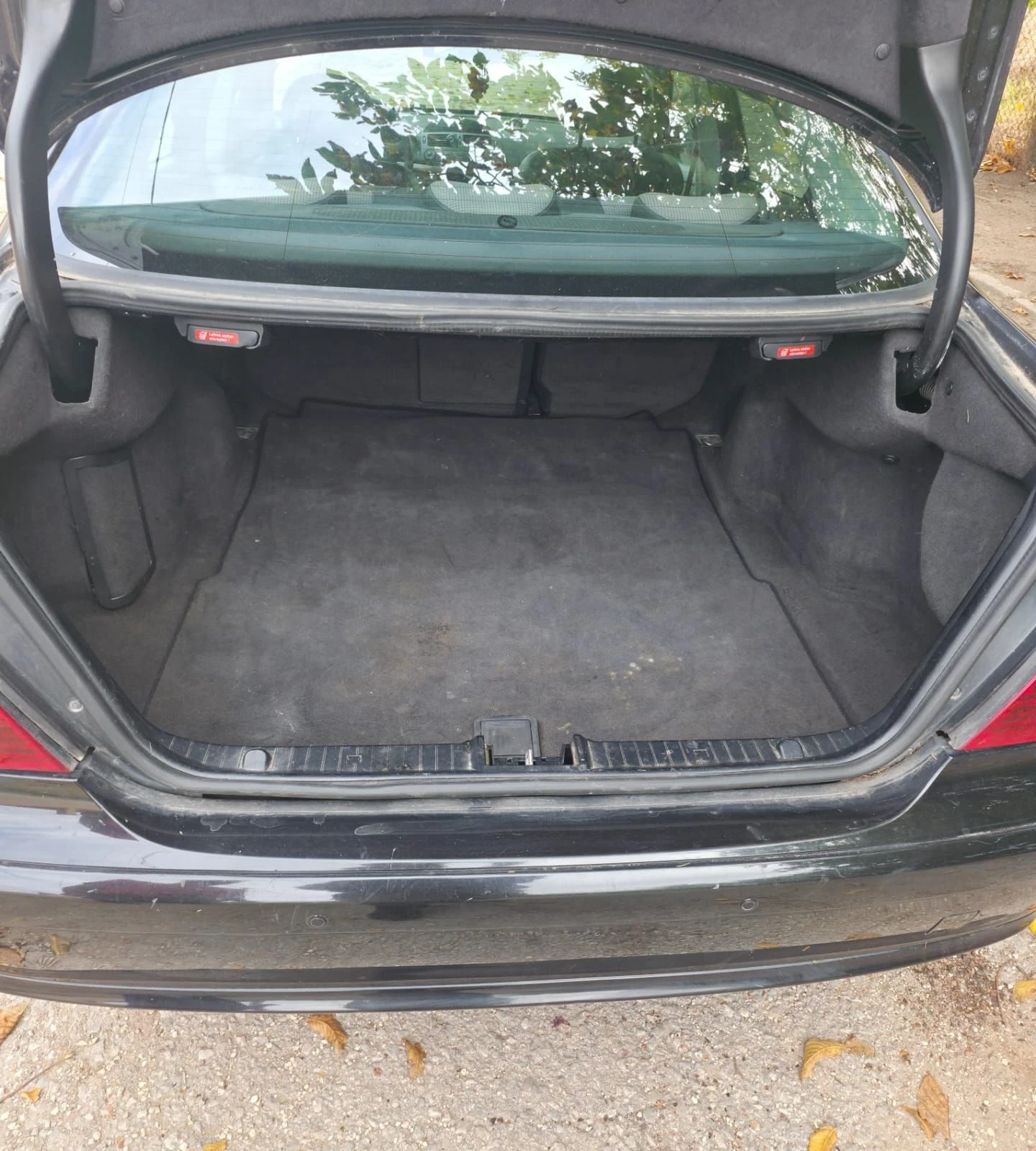 Mercedes-Benz E 220, снимка 14 - Автомобили и джипове - 56449638
