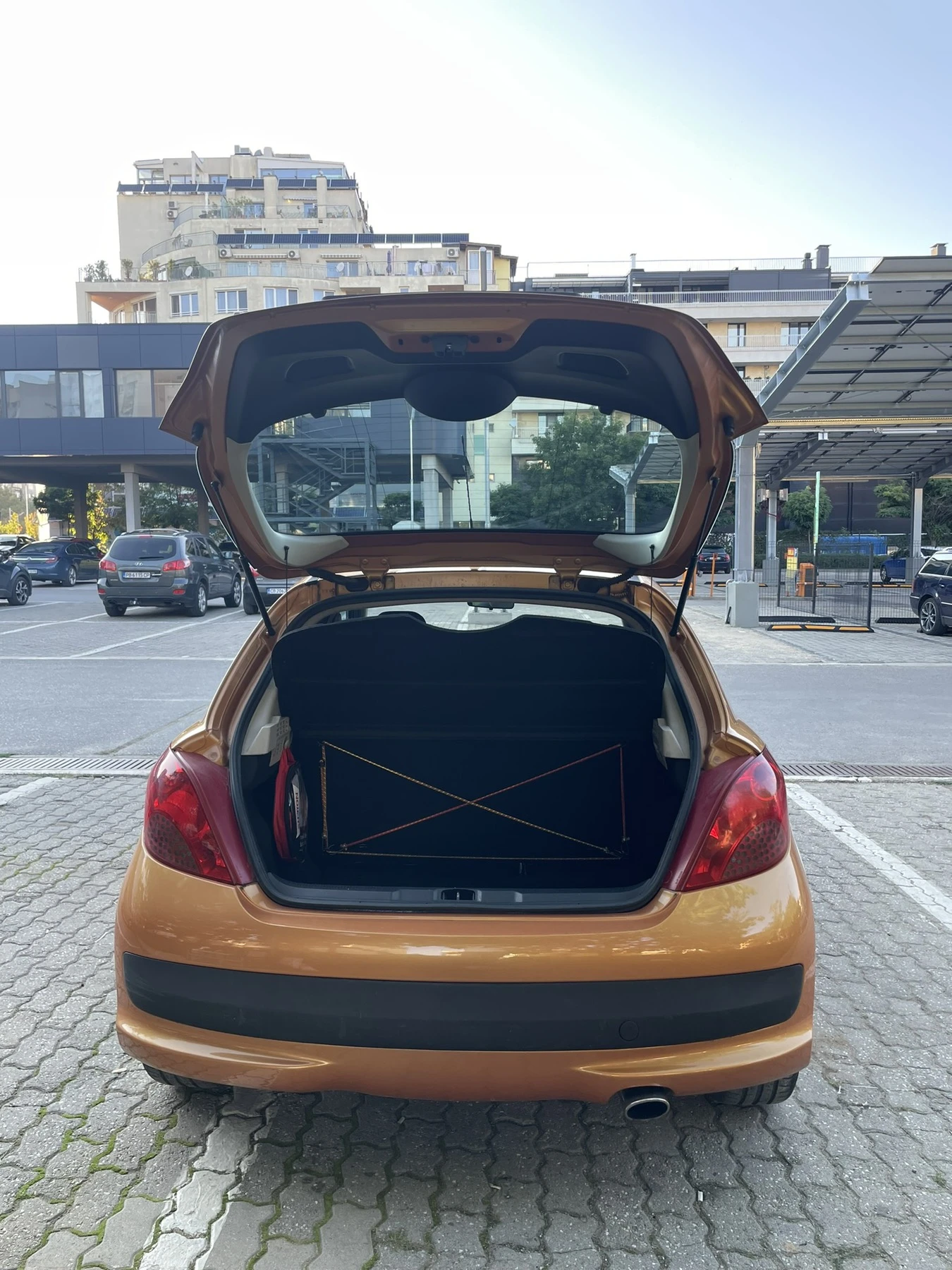 Peugeot 207 1.6VTI, снимка 7 - Автомобили и джипове - 56645349