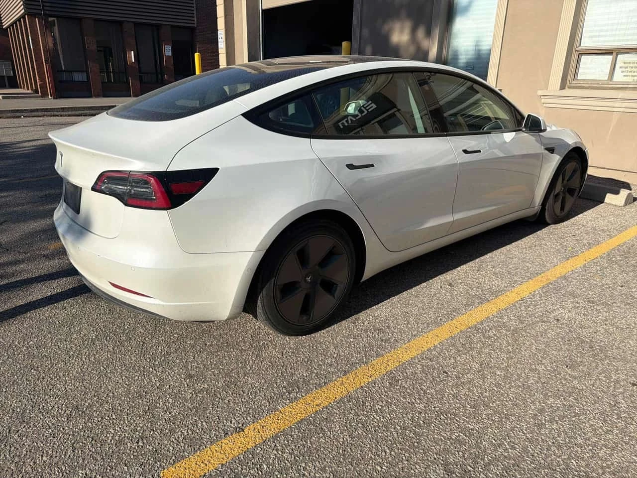 Tesla Model 3 * Standard Range Plus RWD * CARFAX * ����� �� ���� | Mobile.bg � ����������� 3