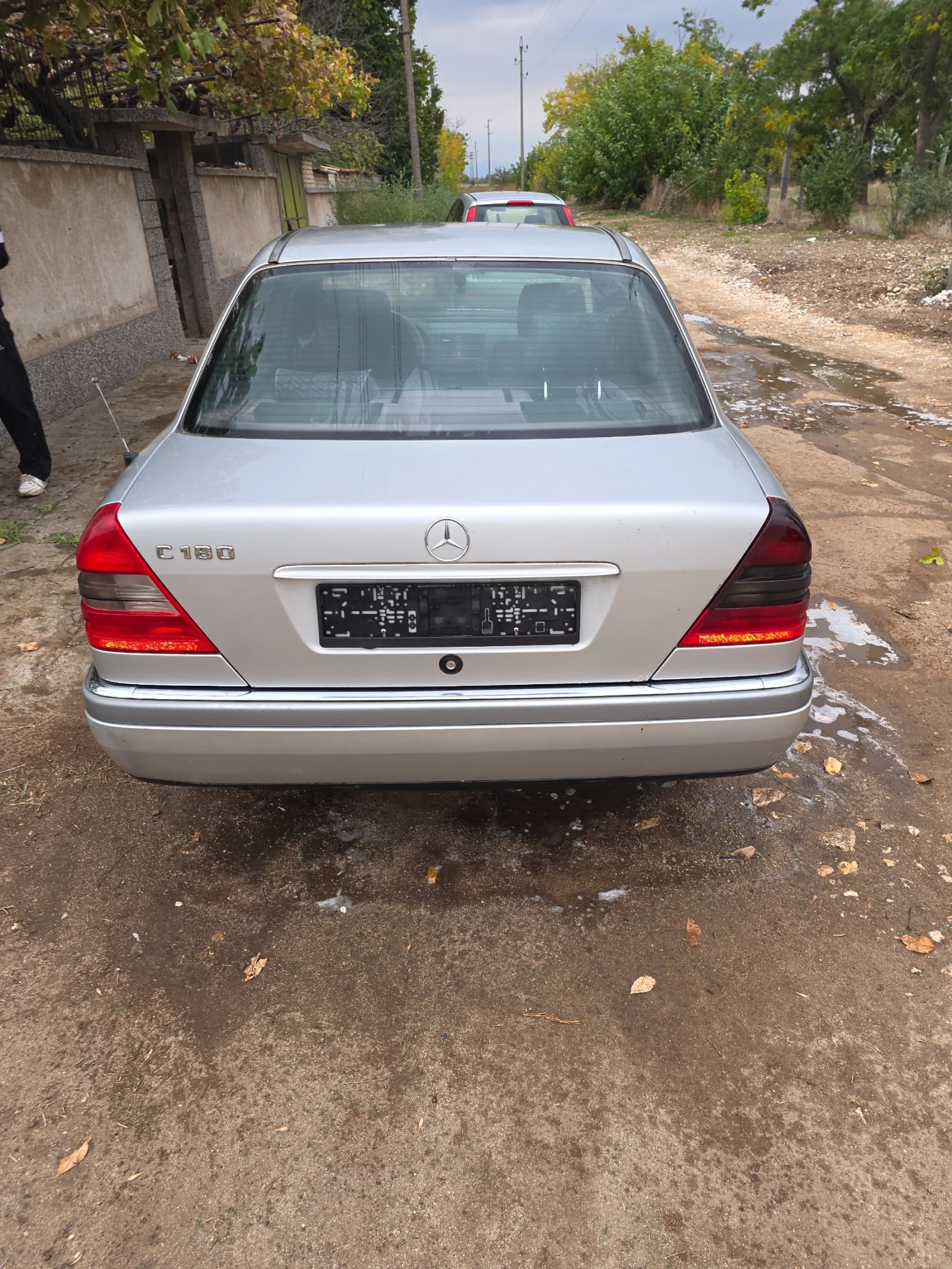 Mercedes-Benz 190, снимка 7 - Автомобили и джипове - 56716734