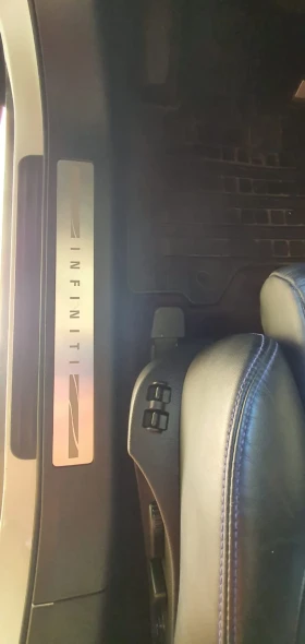 Infiniti QX70 Първи собственик , снимка 11