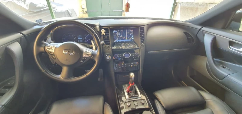 Infiniti QX70 QX70S, снимка 3 - Автомобили и джипове - 51335730