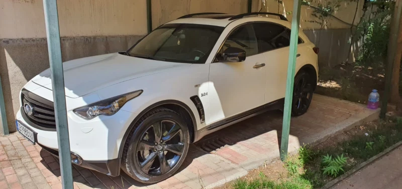 Infiniti QX70 QX70S, снимка 14 - Автомобили и джипове - 51335730