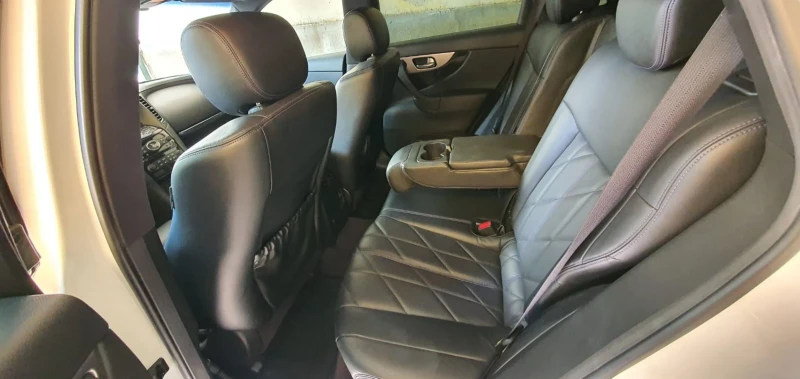 Infiniti QX70 QX70S, снимка 13 - Автомобили и джипове - 51335730
