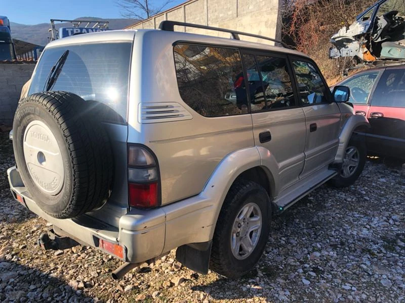 Toyota Land cruiser 3.4 i avtomat, снимка 2 - Автомобили и джипове - 35564557