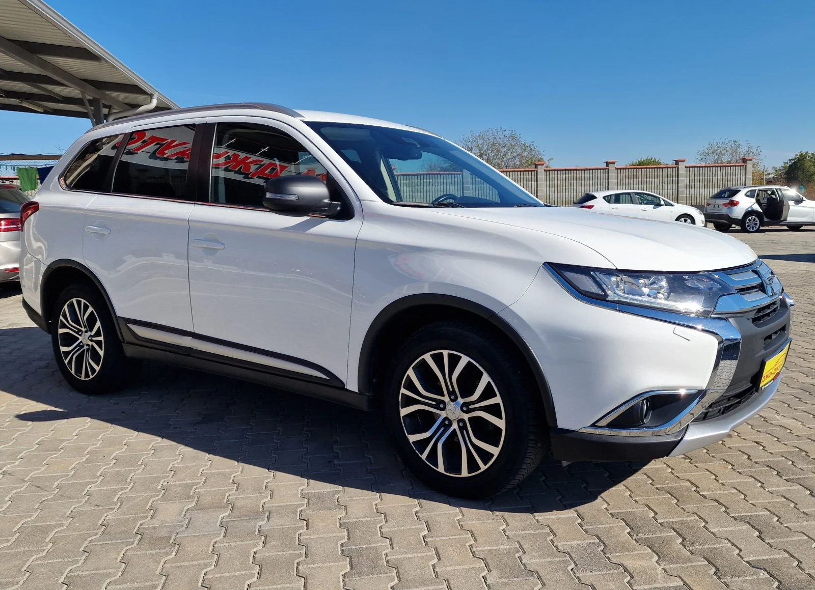 Mitsubishi Outlander 2.2D 7местна  - изображение 3