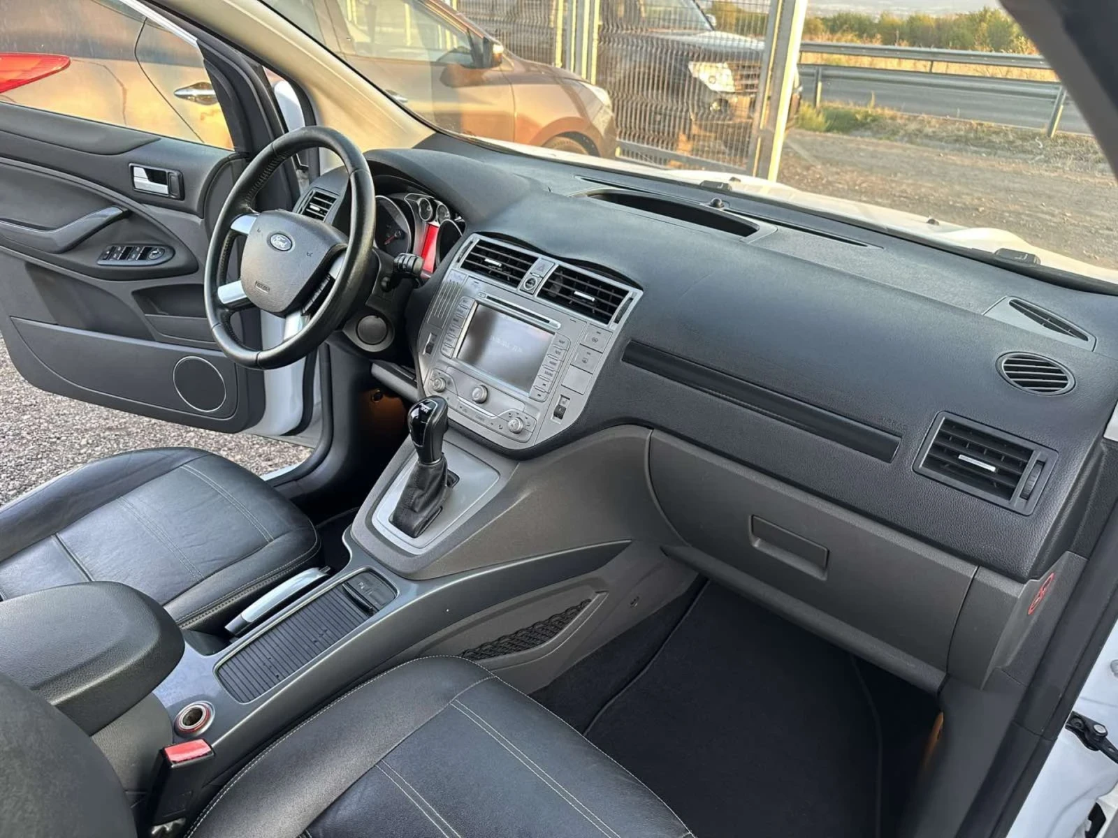 Ford Kuga 4х4 автомат - изображение 7