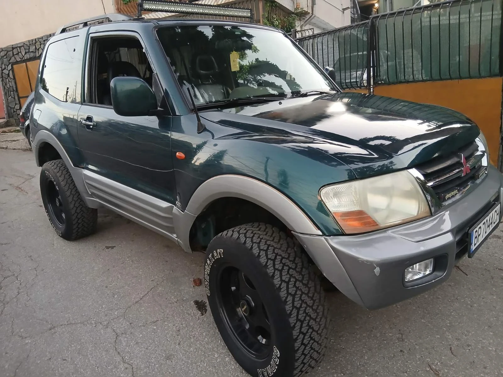 Mitsubishi Pajero  - изображение 2