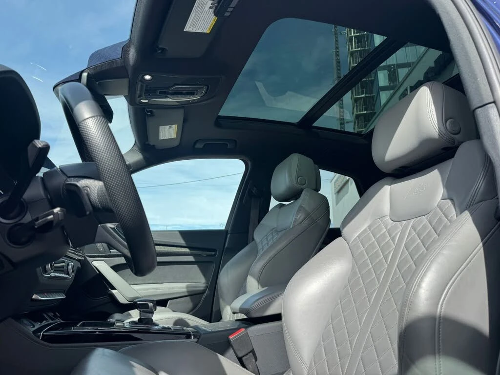 Audi SQ5 Sportback 3.0 TFSI AWD* АвтоКредит* (Цена до БГ) , снимка 11 - Автомобили и джипове - 53819088