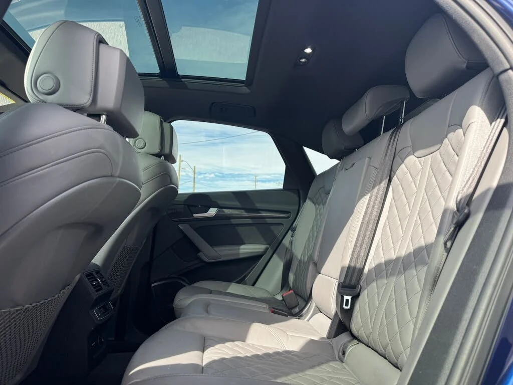 Audi SQ5 Sportback 3.0 TFSI AWD* АвтоКредит* (Цена до БГ) , снимка 14 - Автомобили и джипове - 53819088