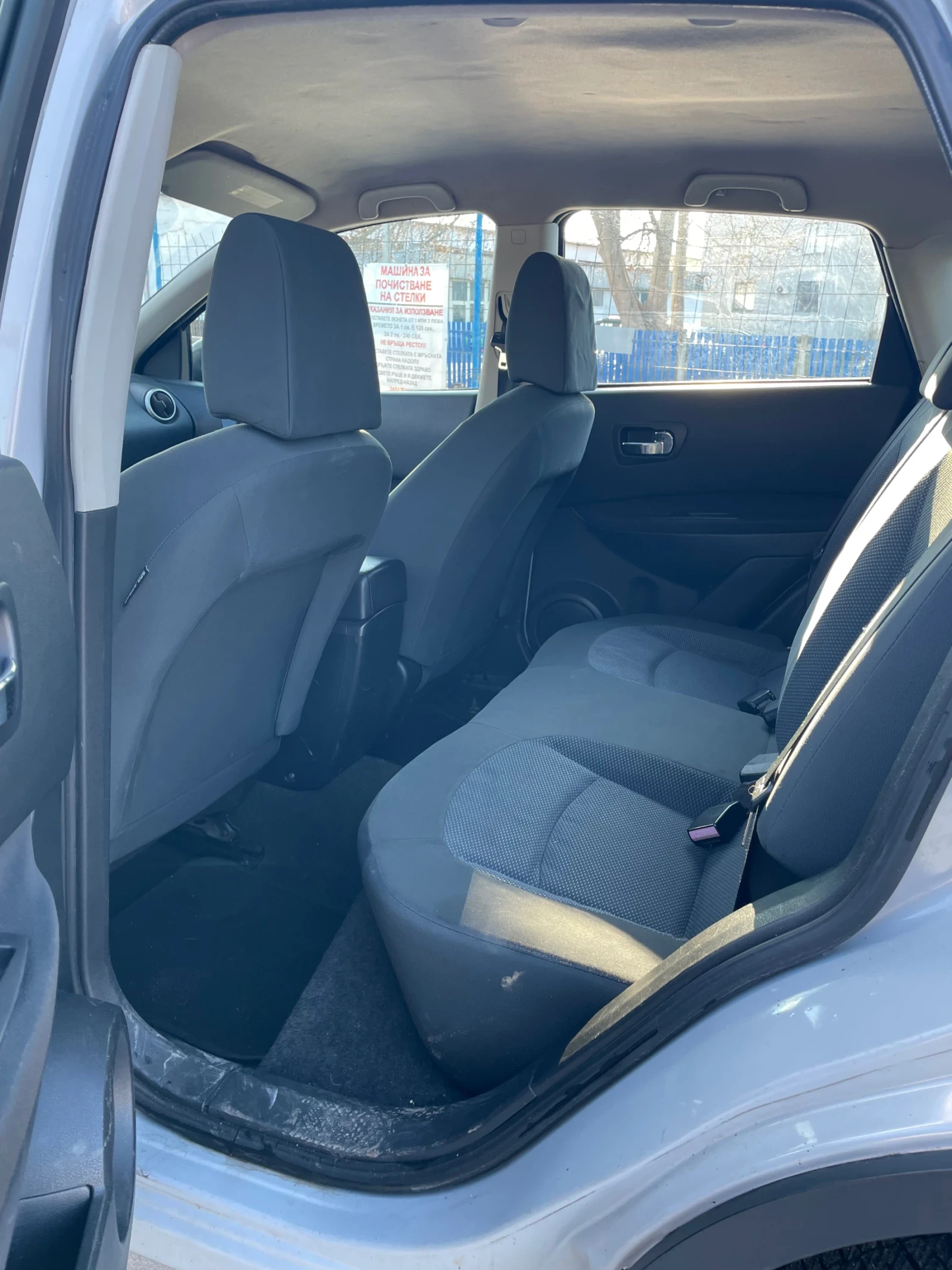 Nissan Qashqai 1.5DCI, снимка 7 - Автомобили и джипове - 53846618