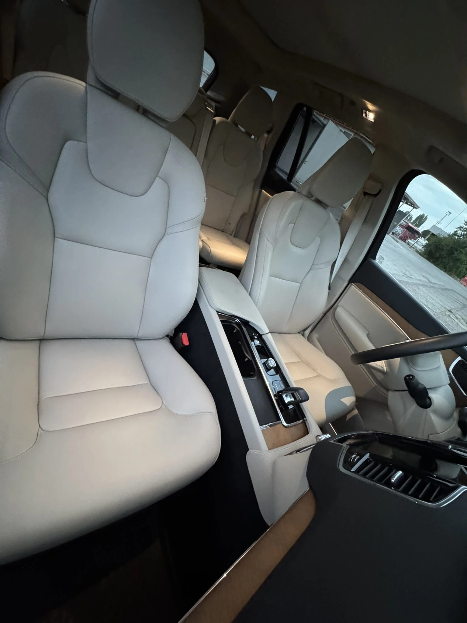 Volvo Xc90 T8 eAWD PHEV Inscription Expression 7P Ext Range, снимка 3 - Автомобили и джипове - 53851654