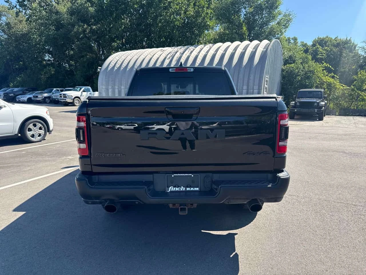 Dodge RAM 1500 * Rebel * АВТОКРЕДИТ БЕЗ ПЪРВОНАЧАЛНА ВНОСКА* , снимка 4 - Автомобили и джипове - 55511015