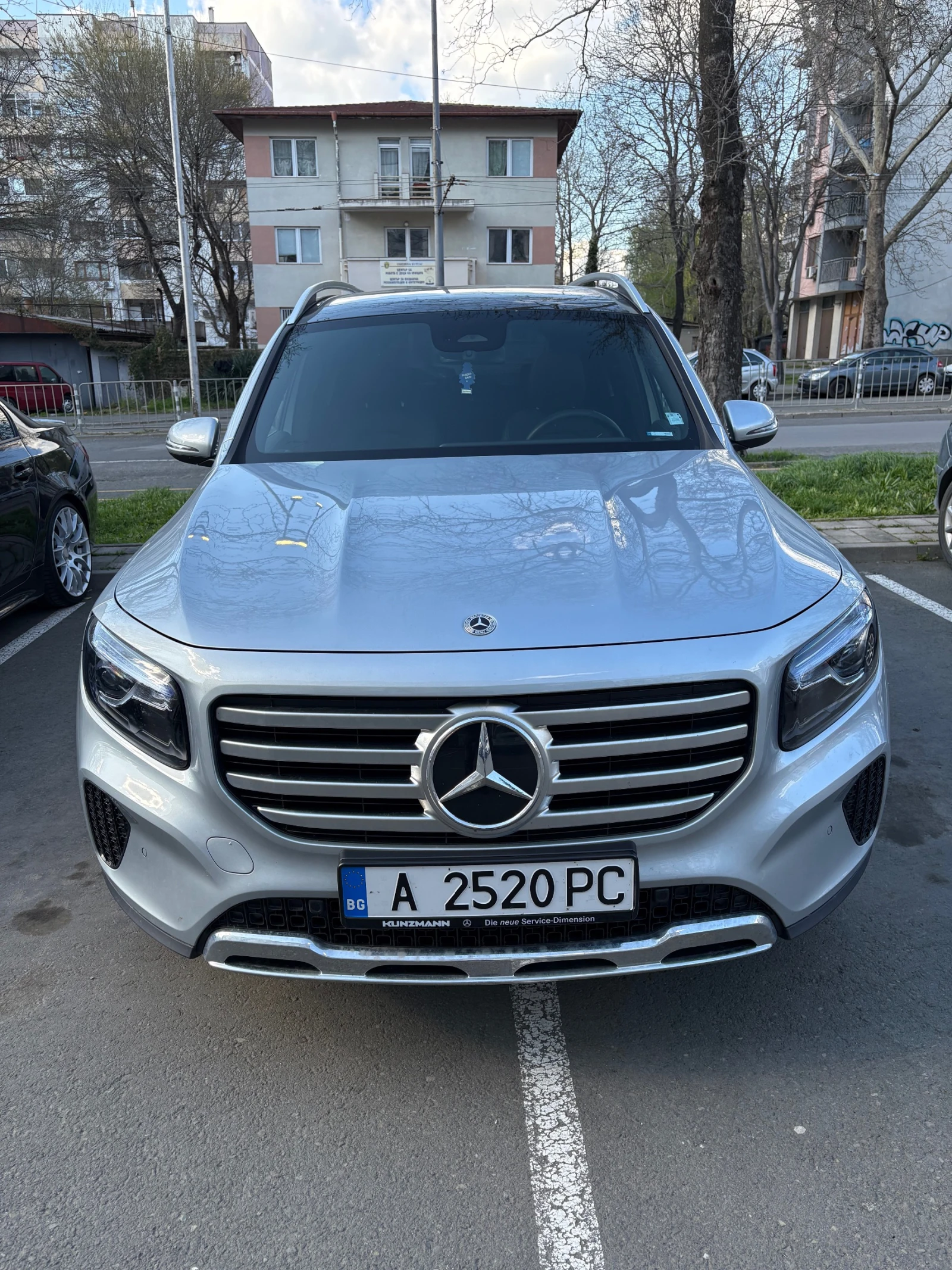 Mercedes-Benz GLB 2.0D, снимка 3 - Автомобили и джипове - 56166423