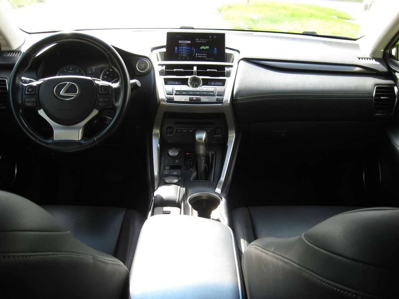 Lexus NX Luxury+ Loaded, снимка 10 - Автомобили и джипове - 56436308