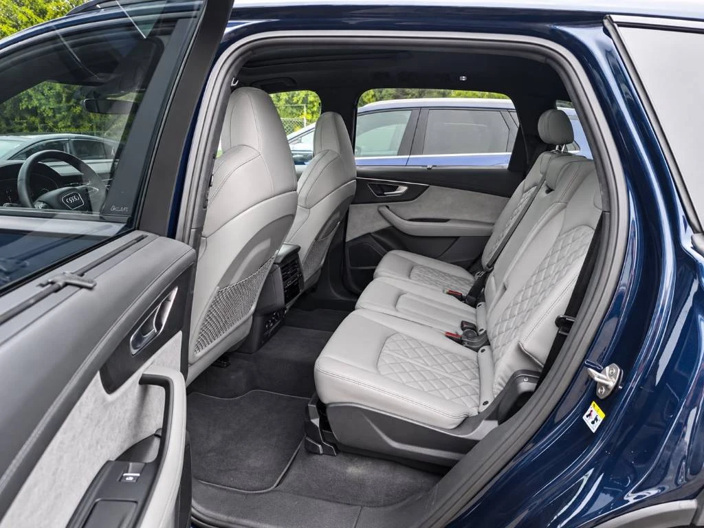 Audi SQ7 4.0 TFSI * CARFAX* ����� �� �����������*  | Mobile.bg � ����������� 7