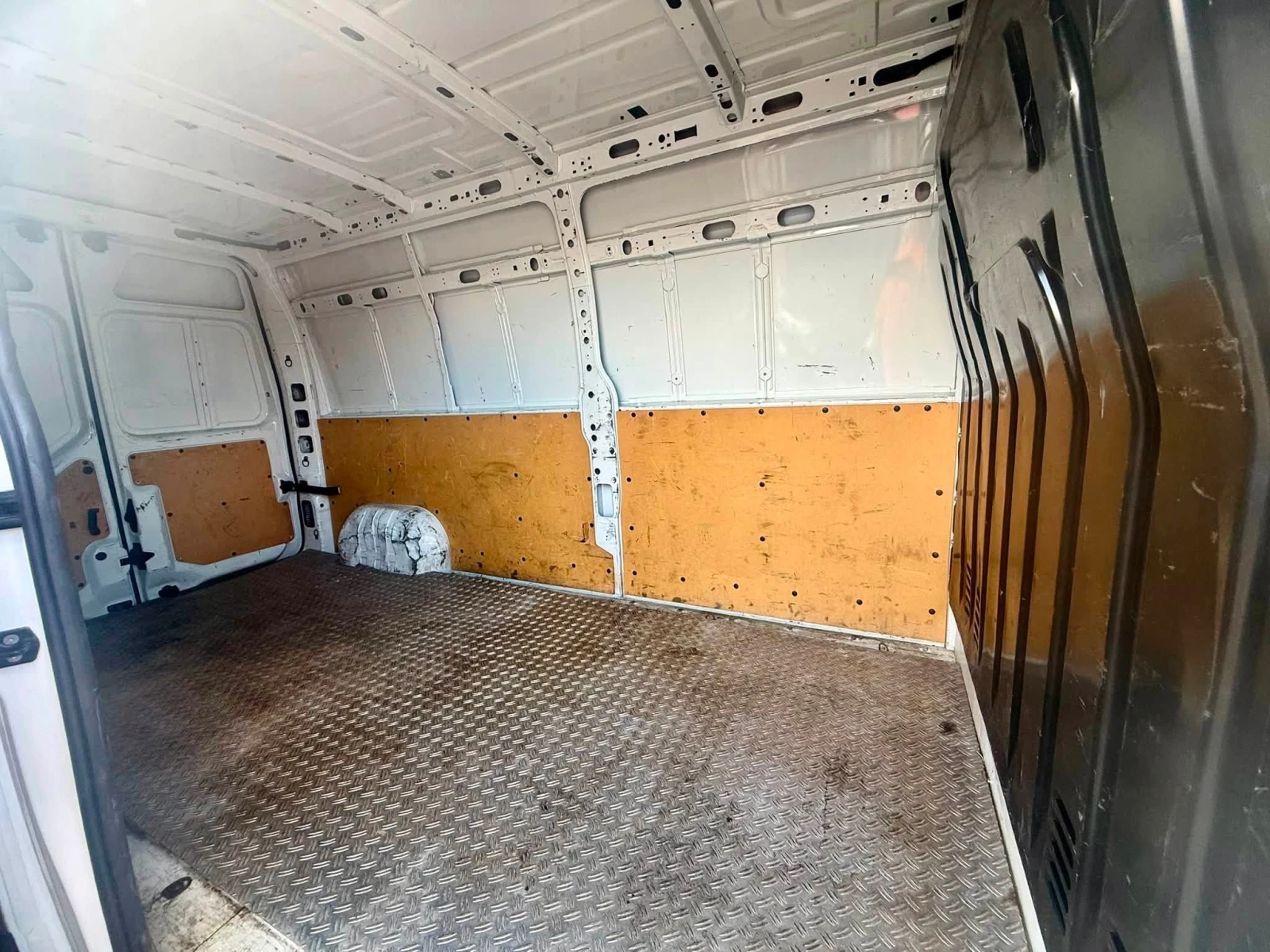 Opel Movano 2.3 MAXI 6-скорости, снимка 10 - Бусове и автобуси - 55277681