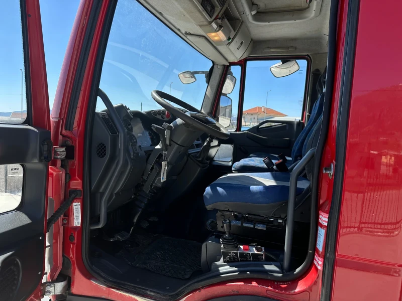 Iveco Eurocargo 80E18* Тристранен самосвал* Топ състояние, снимка 11 - Камиони - 49423370