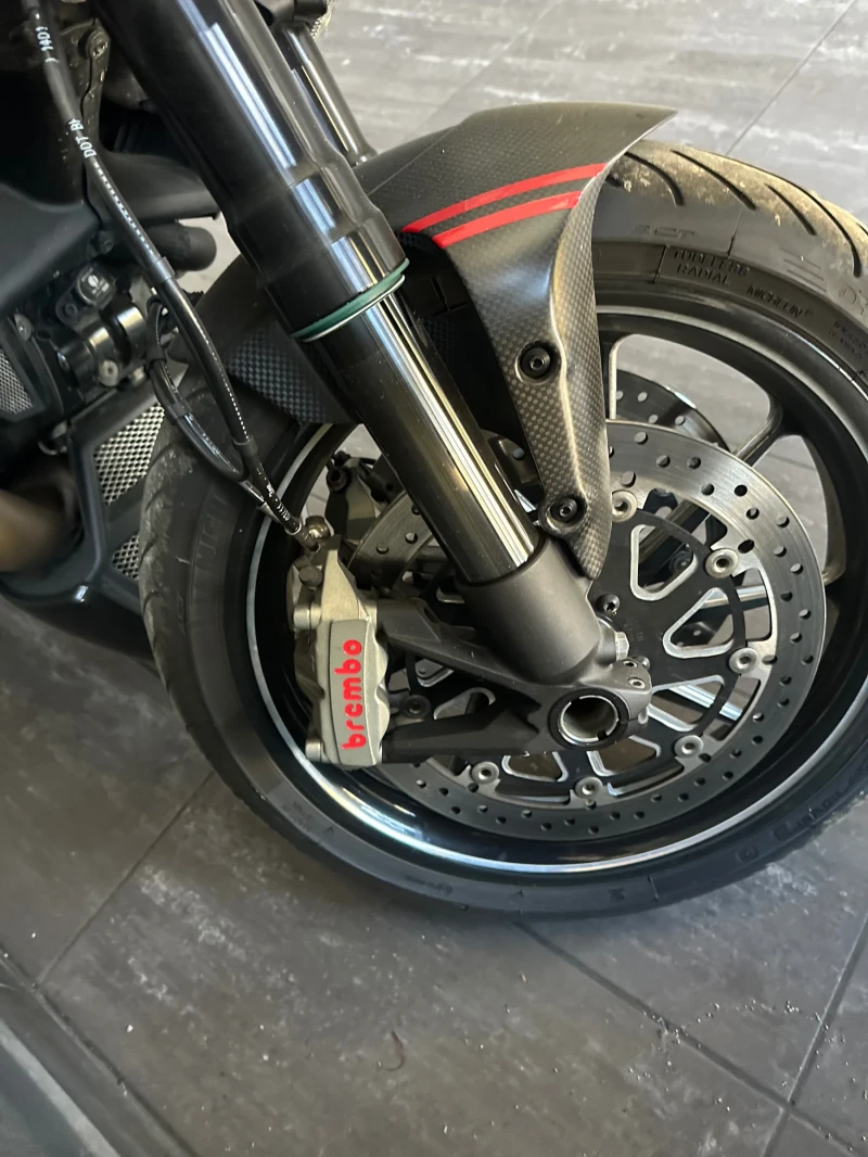 Ducati Diavel Ducati Diavel Carbon, снимка 8 - Мотоциклети и мототехника - 53082464