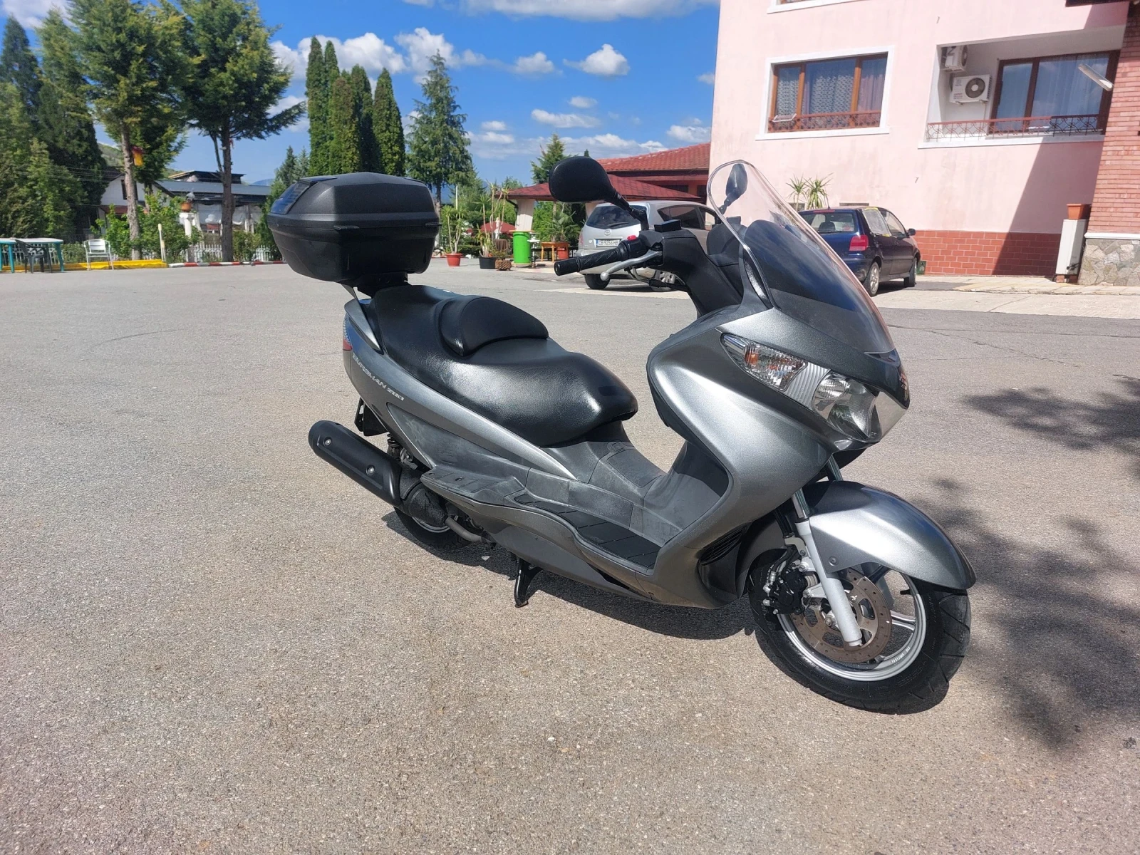 Suzuki Burgman 200i - изображение 2