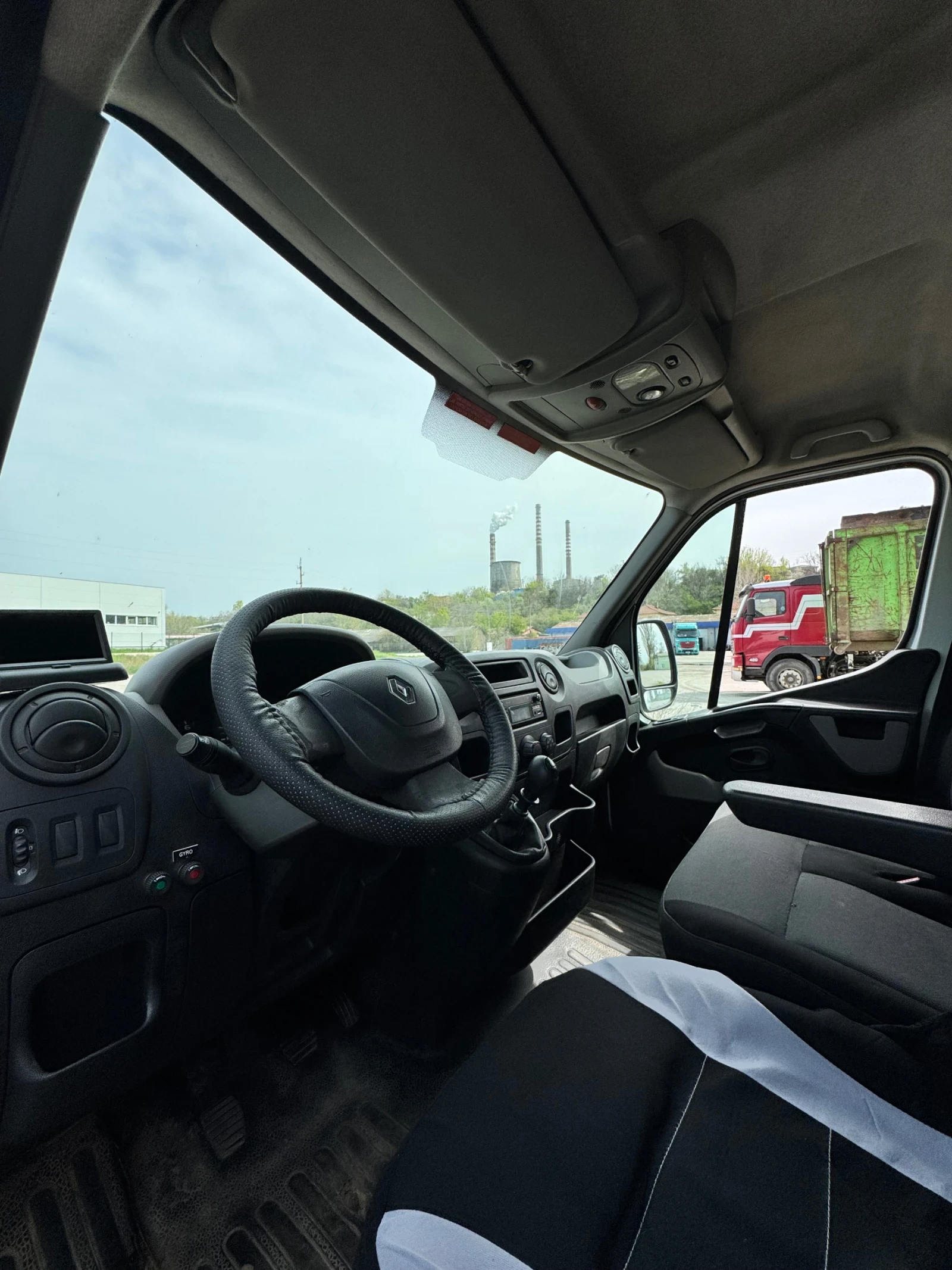 Автовишка Друга марка Renault Master, снимка 9 - Индустриална техника - 54239669