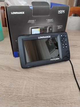       LOWRANCE 7 SS 