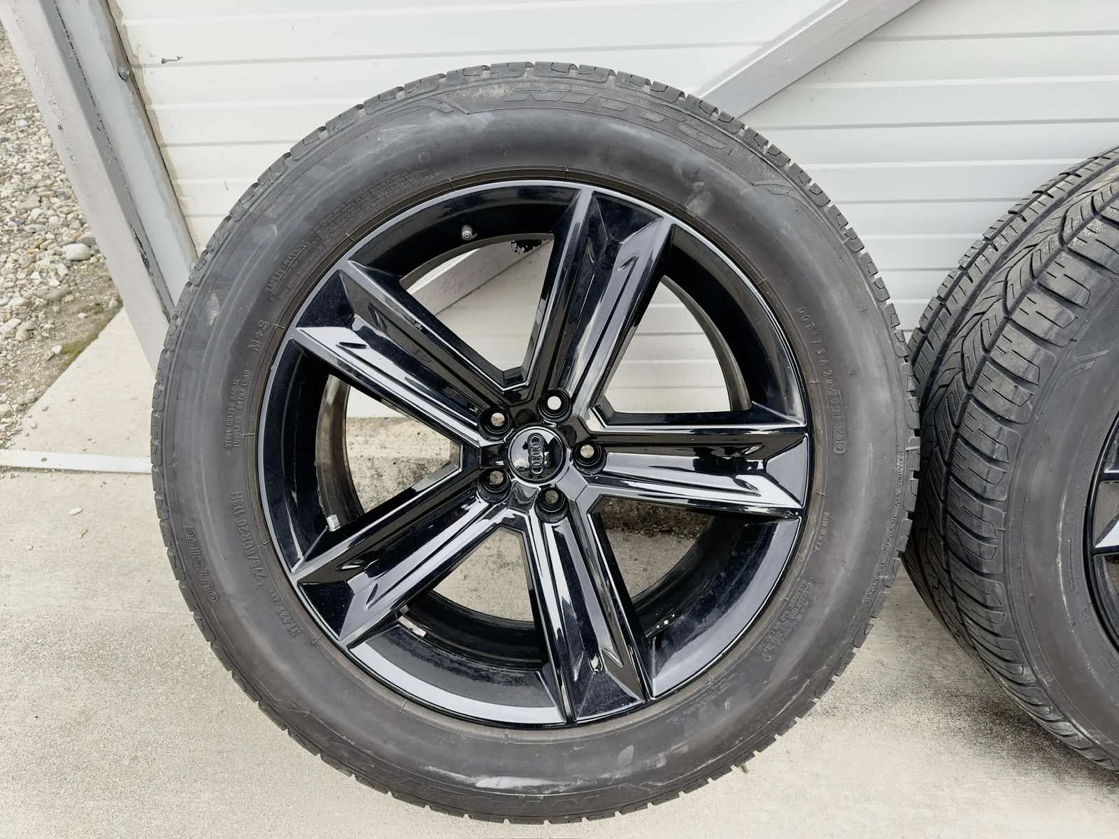 ���� � ������ 275/50R20 �� Audi | Mobile.bg � ����������� 2