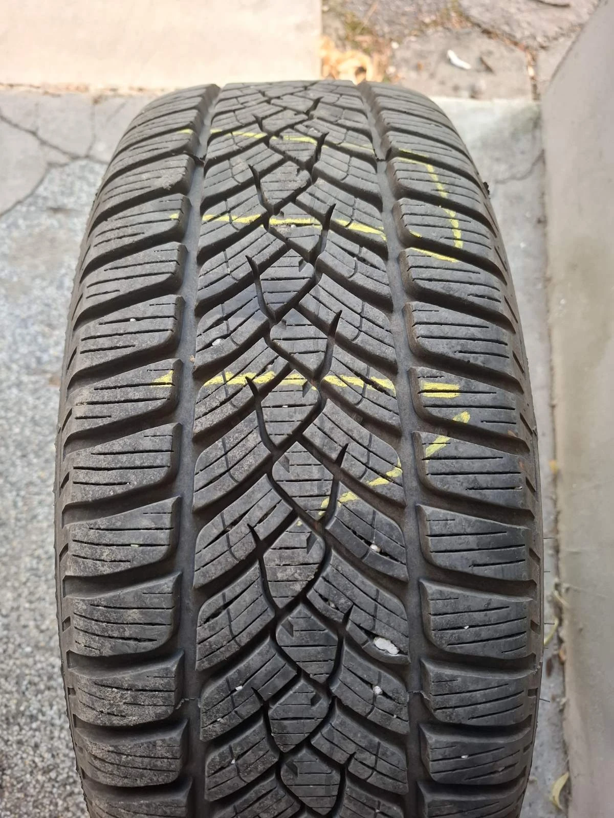 Гуми с джанти Fulda 215/50R17, снимка 4 - Гуми и джанти - 54229939