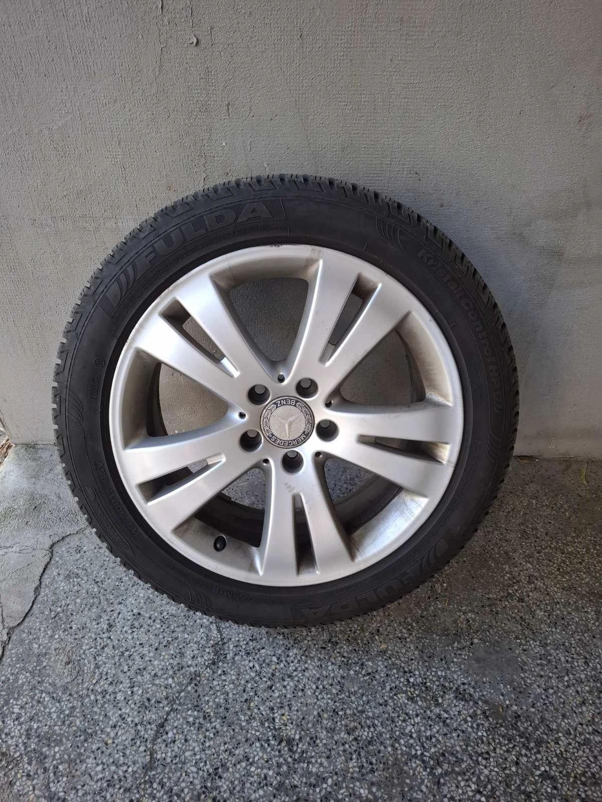 Гуми с джанти Fulda 215/50R17, снимка 3 - Гуми и джанти - 54229939