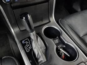 Toyota Camry 2.5 XLE, снимка 9