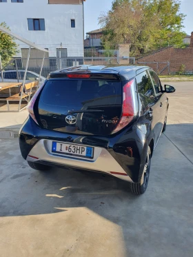 Toyota Aygo 1.0 NAVI / Keyless, снимка 7