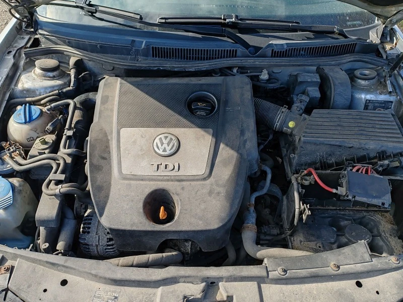 VW Golf 1.9 tdi, снимка 3 - Автомобили и джипове - 44673251