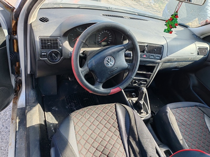 VW Golf 1.9 tdi, снимка 6 - Автомобили и джипове - 44673251