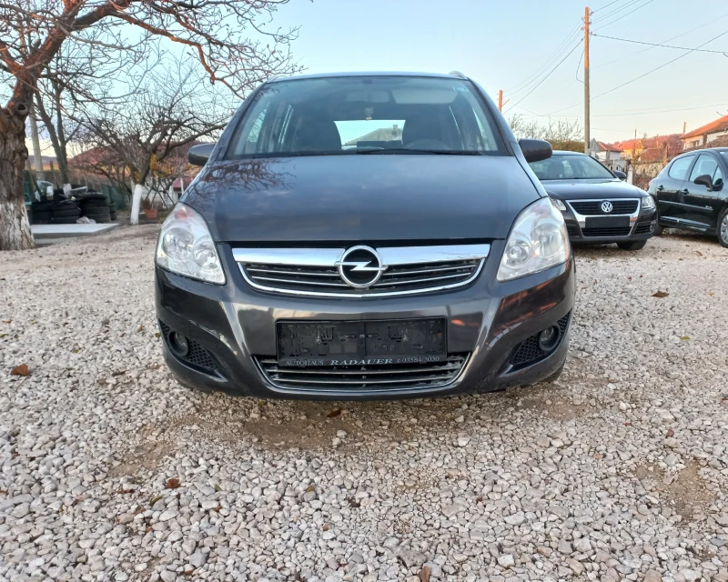 Opel Zafira 1.6 бензин, снимка 6 - Автомобили и джипове - 48144829