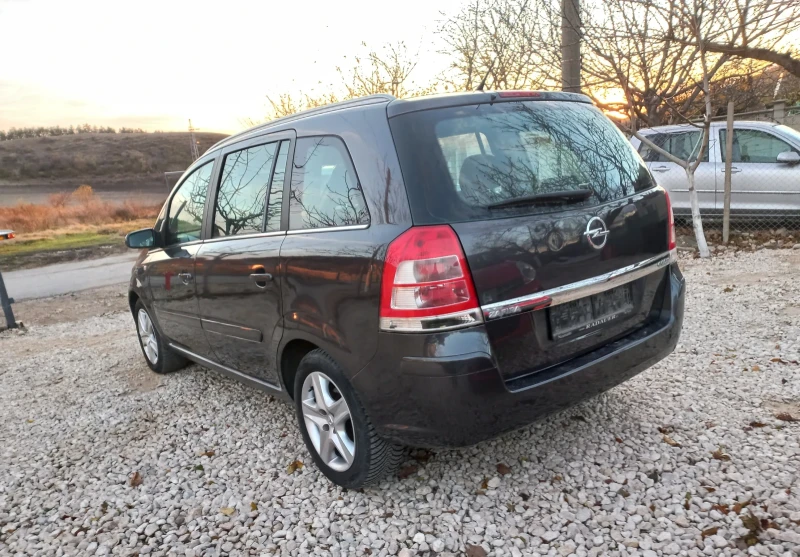 Opel Zafira 1.6 бензин, снимка 2 - Автомобили и джипове - 48144829