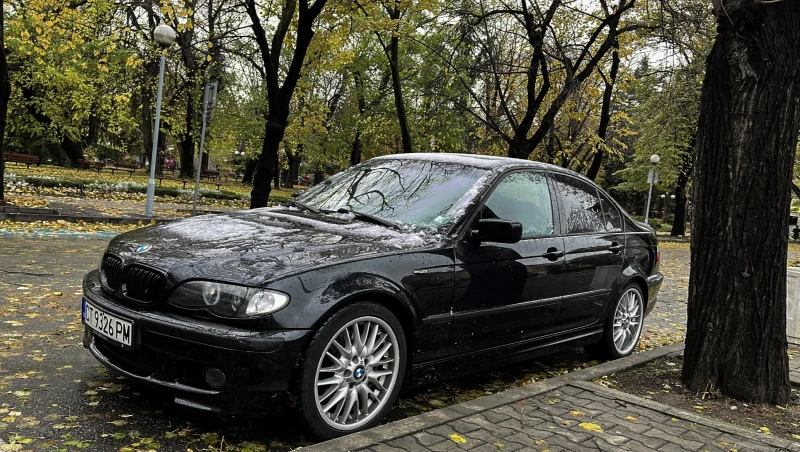 BMW 330, снимка 1 - Автомобили и джипове - 48393924