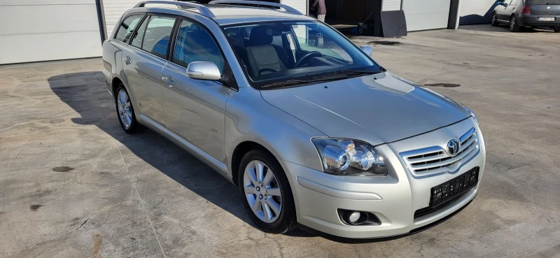 Toyota Avensis 2.0D4D-126 FACELIFT EXECUTIVE , снимка 6 - Автомобили и джипове - 48957927