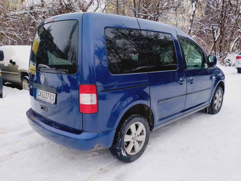 VW Caddy 1.9 tdi, снимка 7 - Автомобили и джипове - 49179115