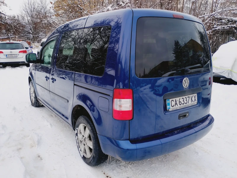 VW Caddy 1.9 tdi, снимка 8 - Автомобили и джипове - 49179115