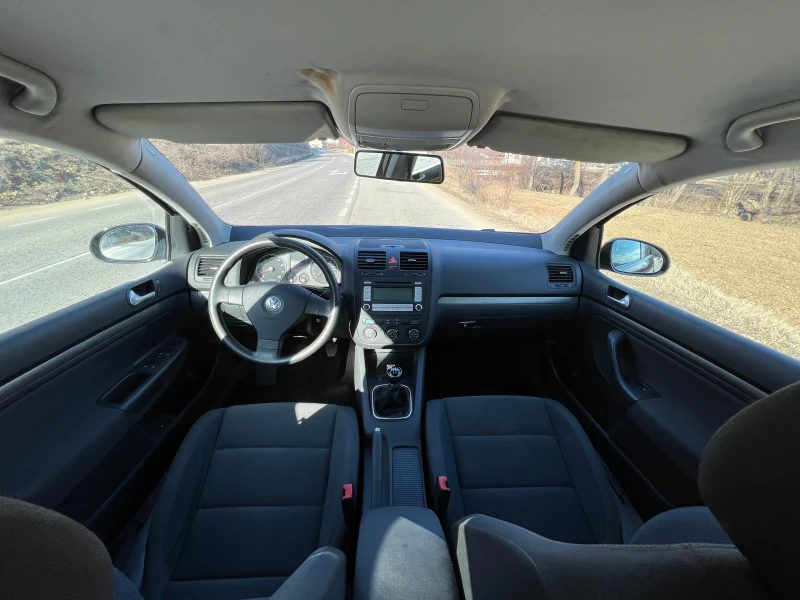 VW Golf 1.6* 102* MPI* Климатроник* Първи собственик* 2 кл, снимка 13 - Автомобили и джипове - 49246267